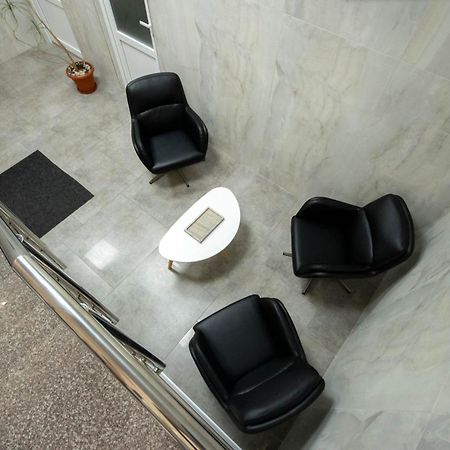 Astar Apartments - Executive Rădăuţi エクステリア 写真