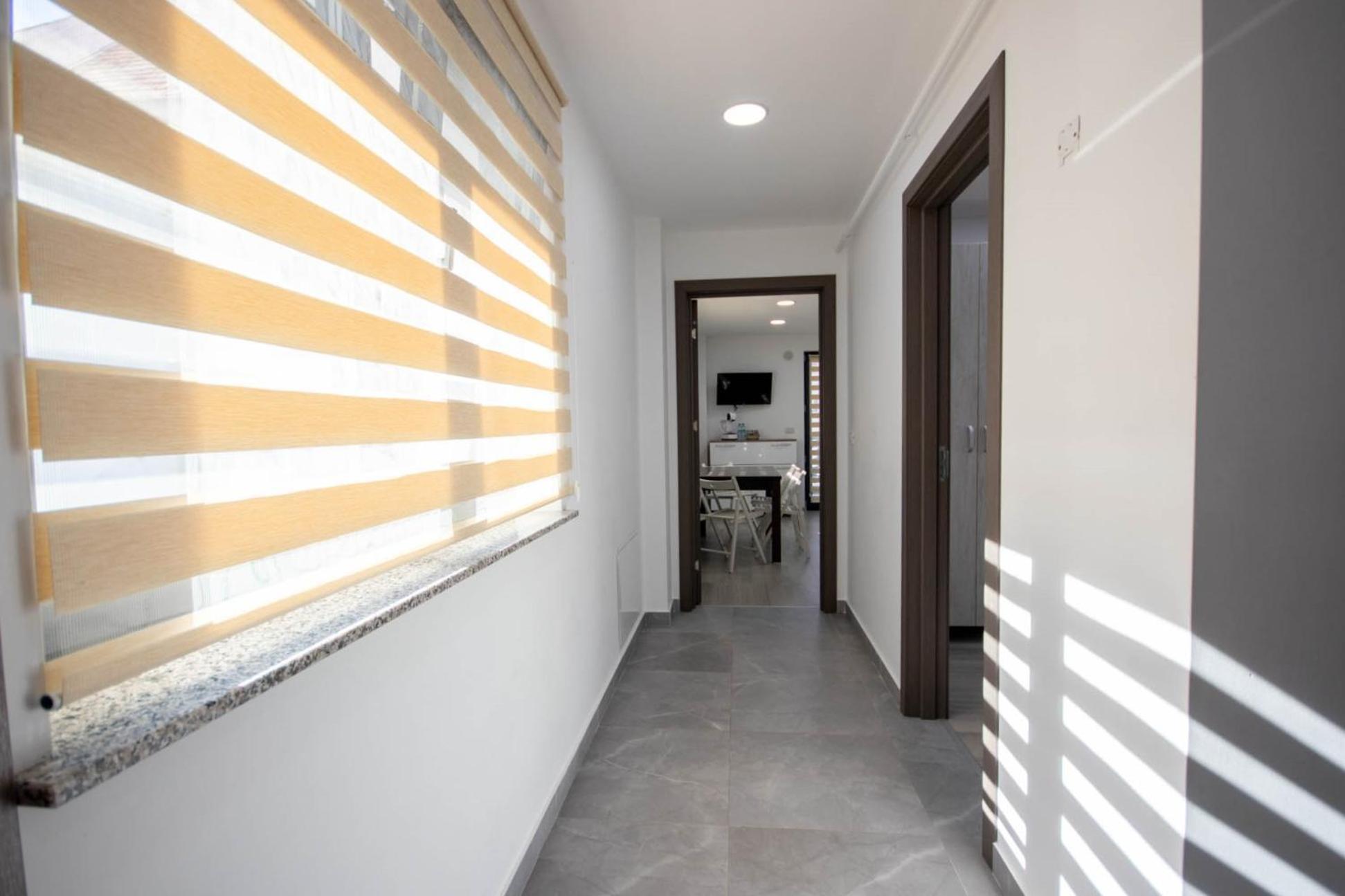 Astar Apartments - Executive Rădăuţi エクステリア 写真